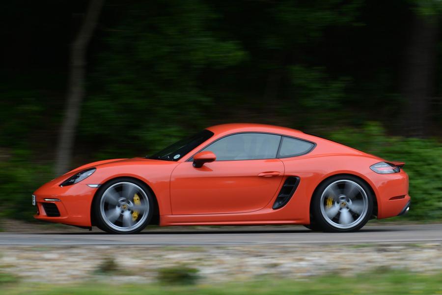  Porsche 718 Cayman 2016 года  (UK) (фото 3 из 13)